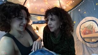 Mama Fiona – Spaceship Playtent W Mom and Grandma