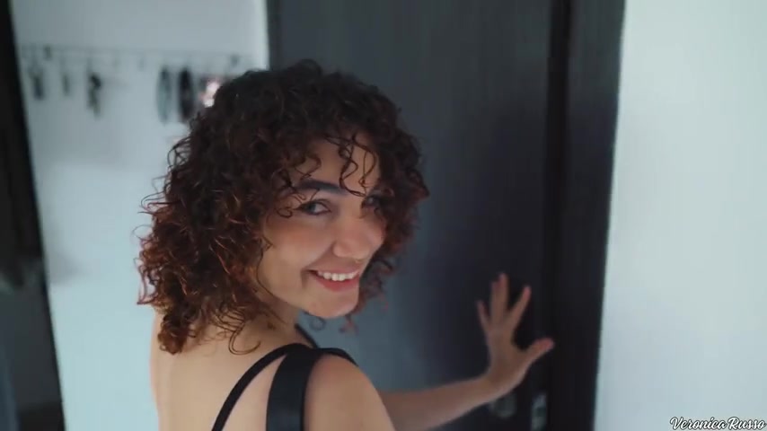 Veronica Russo – A Family Affair