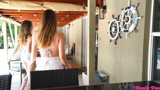 Daisy Fox - Stepsister And Her Friend Get So Wet - S38:E1